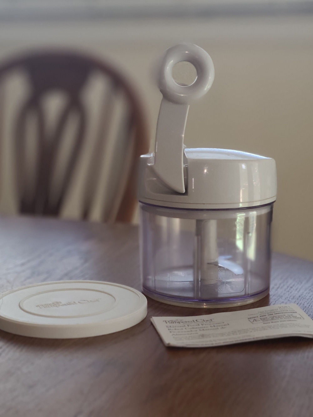 Pampered Chef White and Clear Manual Food Chopper